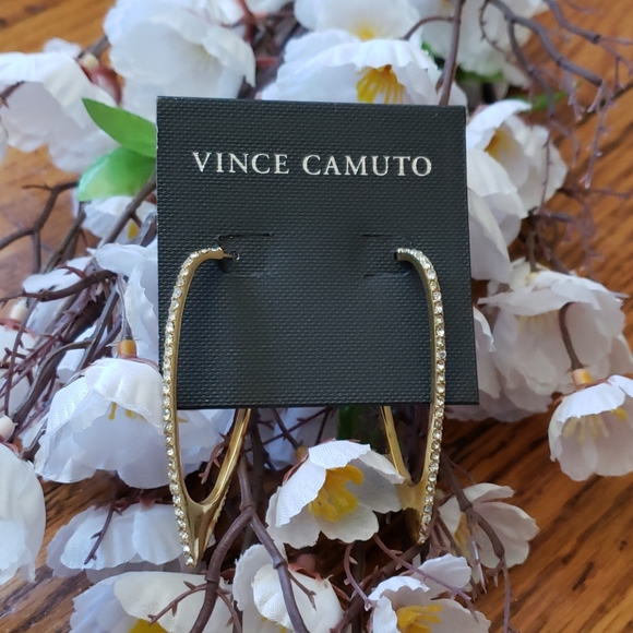 Vince Camuto Jewelry - VINCE CAMUTO GOLD DIAMANTE EARRINGS